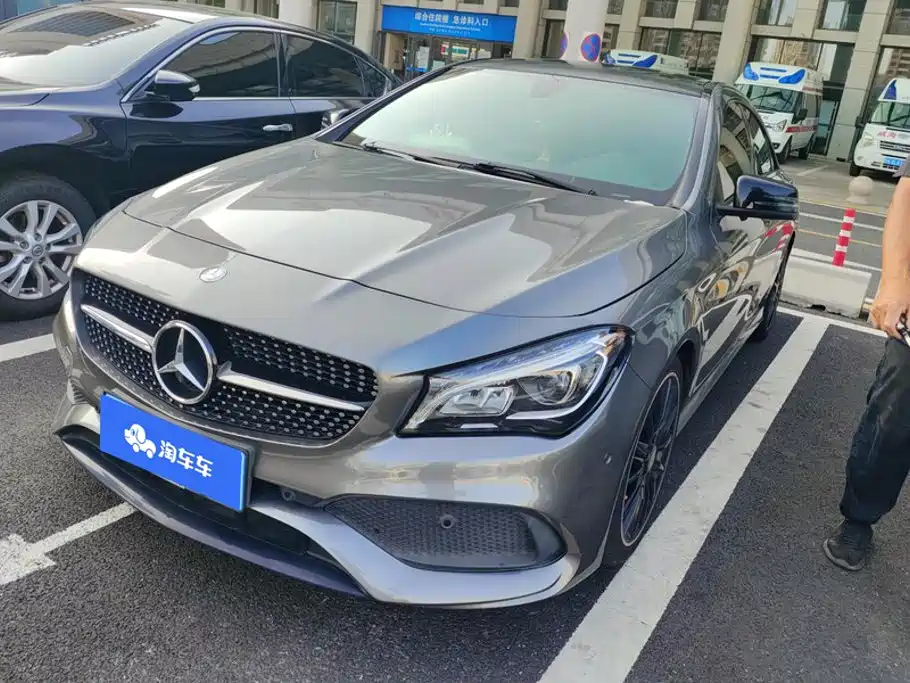 Mercedes-Benz CLA 2017