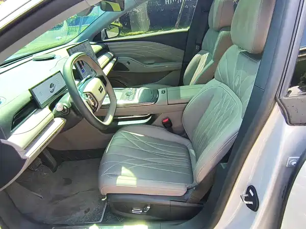 Geely Galaxy Starshine 8 2025