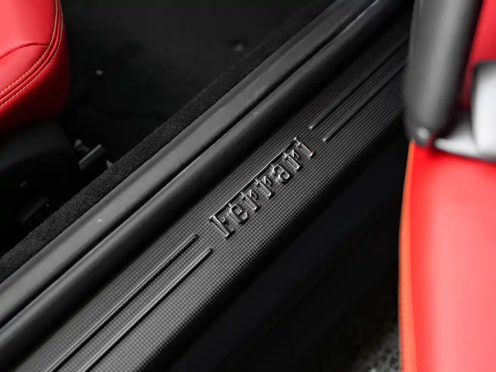 Ferrari 812 2021 — фото 16