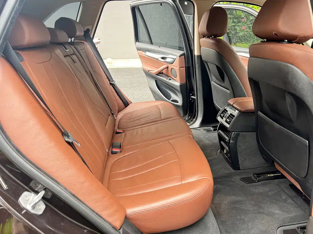 BMW X5 2019 — фото 16