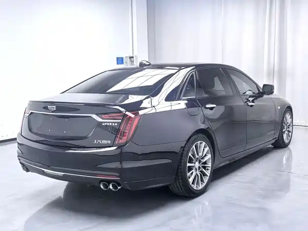 Cadillac CT6 2022