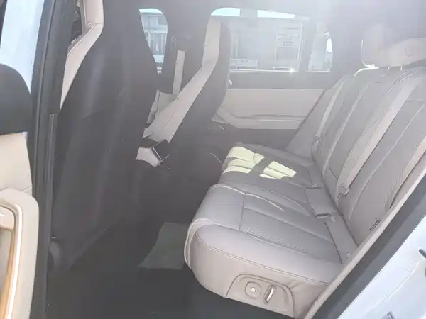 NIO EC7 2024