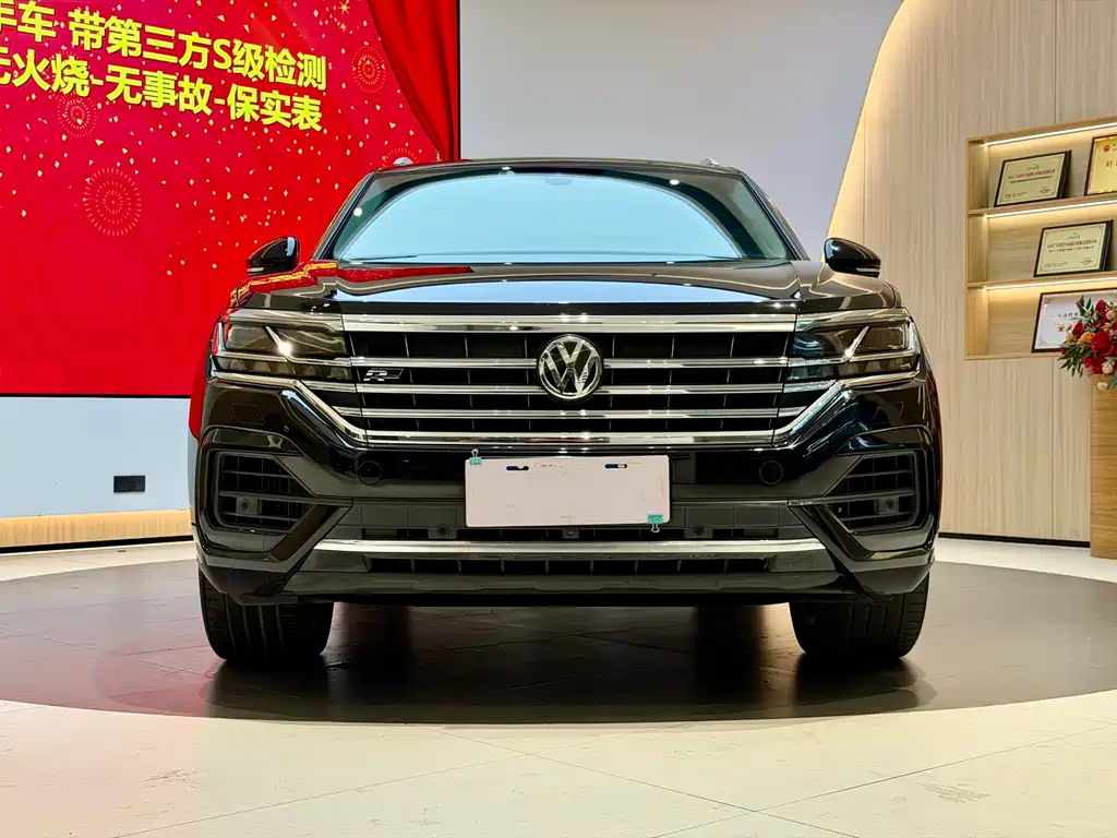 Volkswagen Touareg 2020 — фото 2