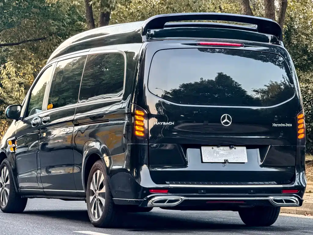 Mercedes-Benz Vito 2023 — фото 40