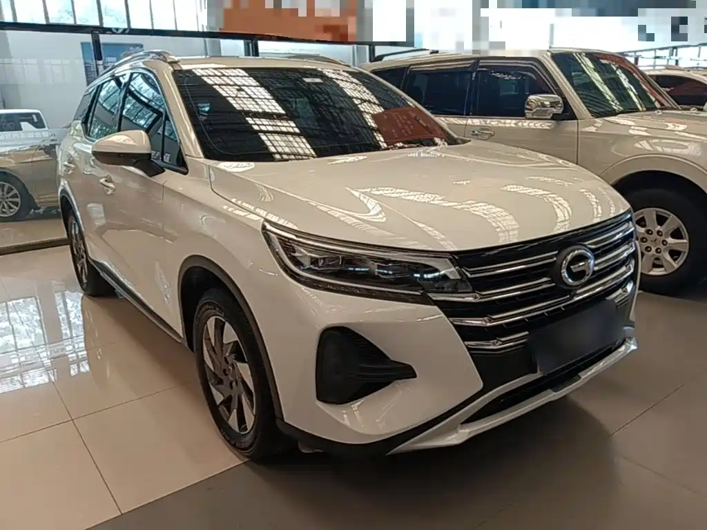 GAC Trumpchi GS4 2022 — фото 4