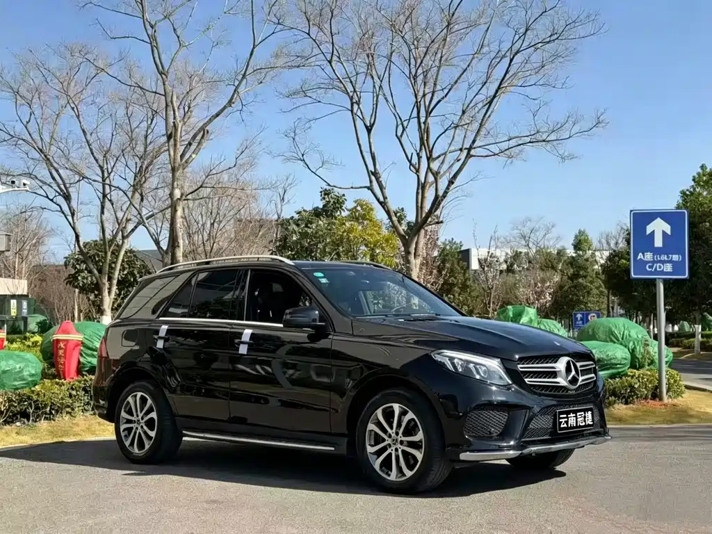 Mercedes-Benz GLE 2017