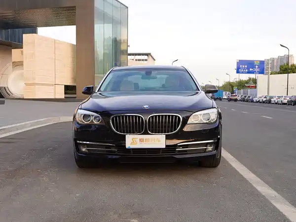 BMW 7 Series 2013