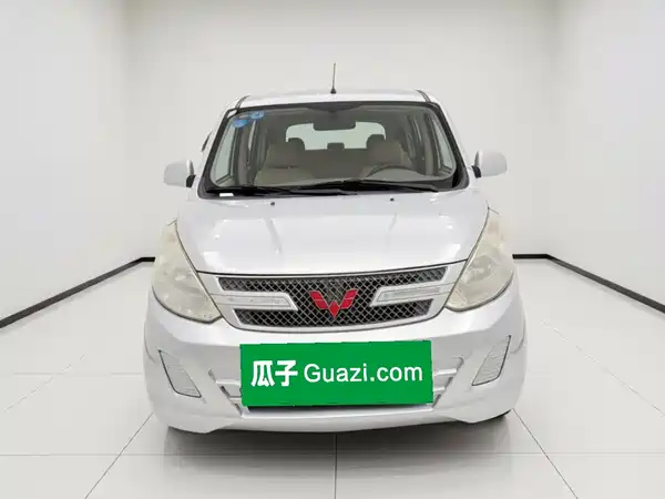 Wuling Rongguang V 2017