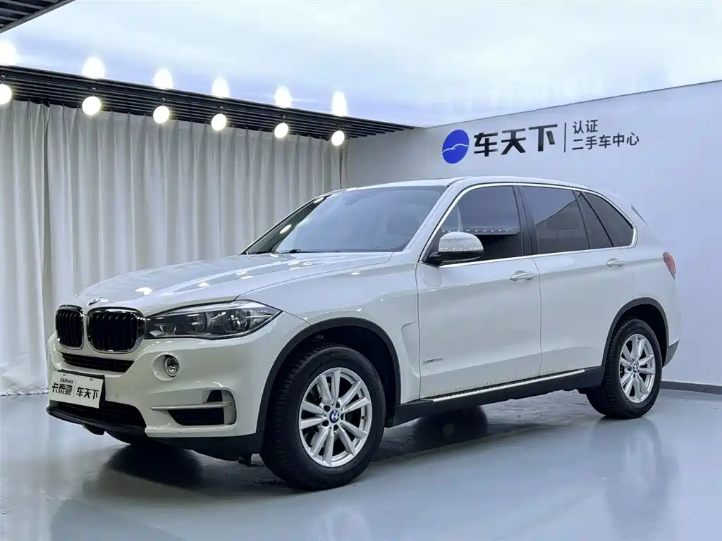 BMW X5 2017 — фото 1