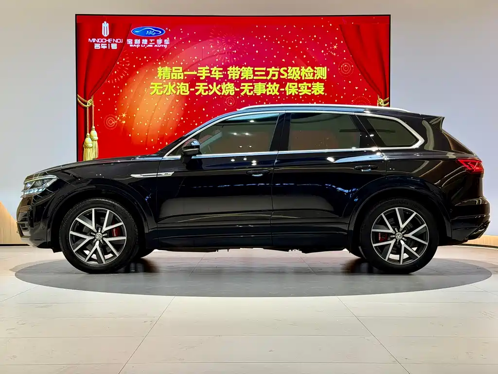 Volkswagen Touareg 2020 — фото 6