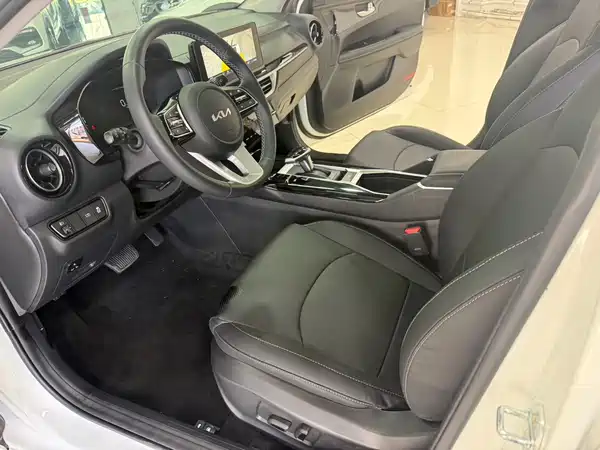 Kia K3 2023