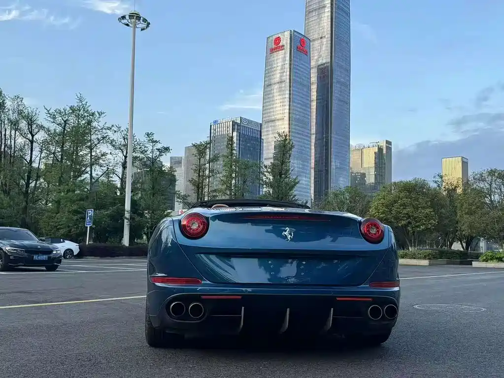 Ferrari California T 2016 — фото 4