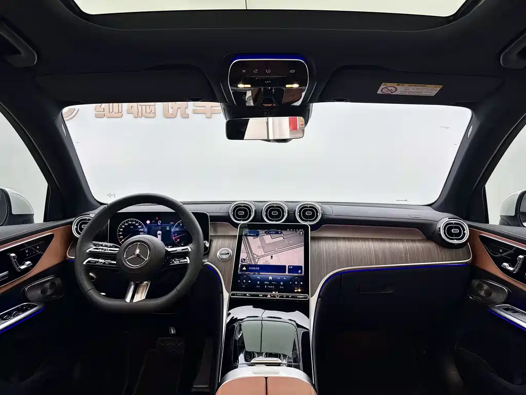 Mercedes-Benz GLC 2026