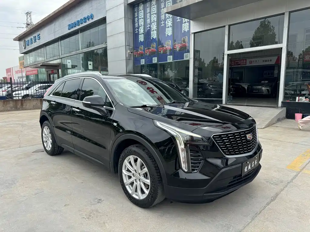 Cadillac XT4 2020 — фото 3