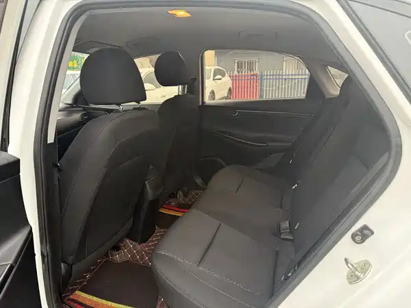 Hyundai Yuedong 2018