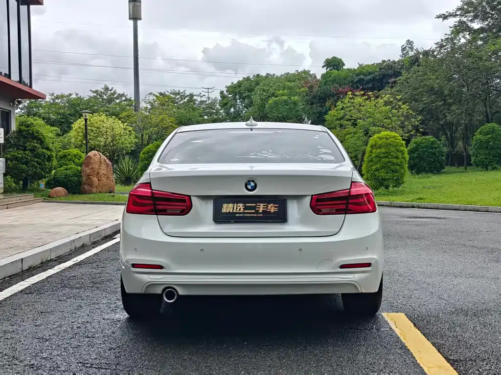 BMW 3 Series 2017