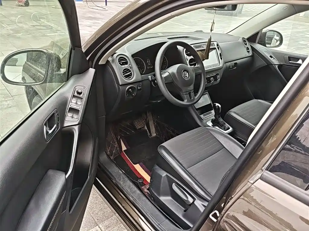 Volkswagen Tiguan 2016 — фото 16