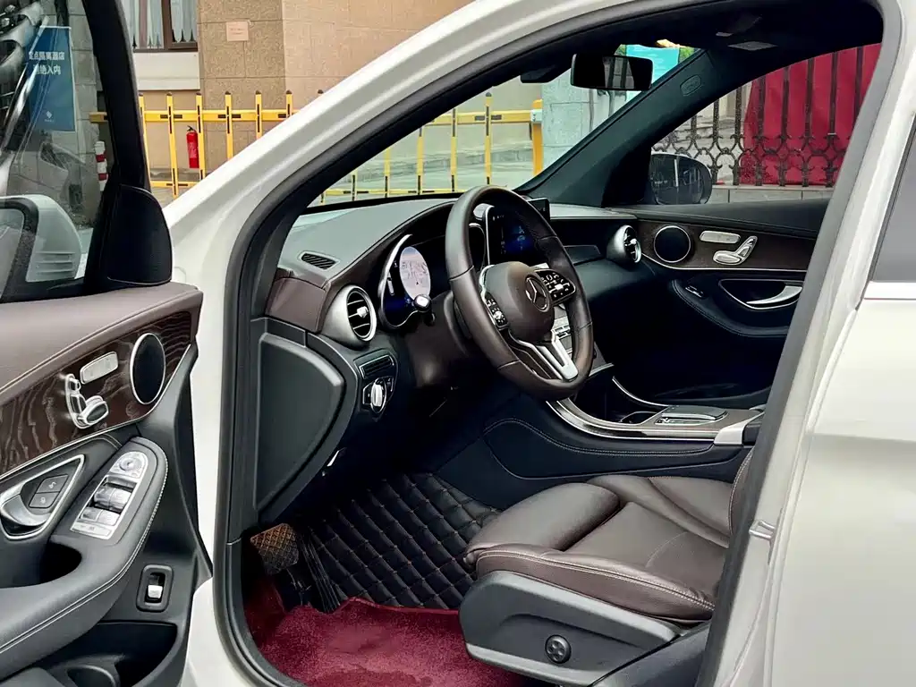 Mercedes-Benz GLC 2020