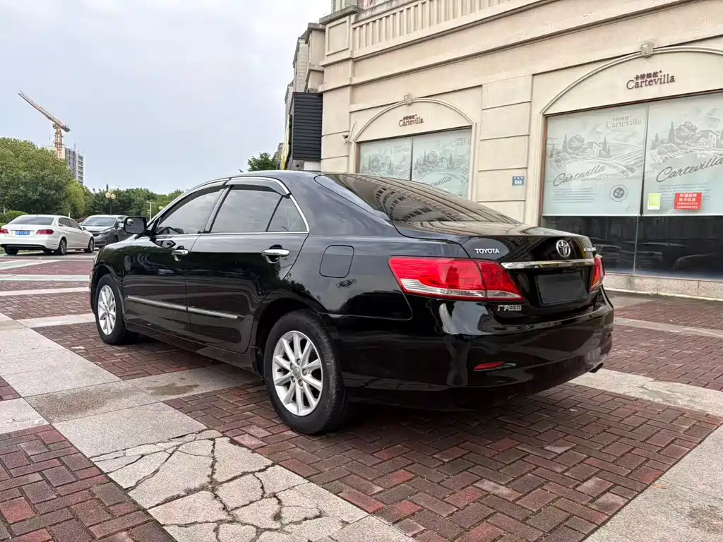 Toyota Camry 2013 — фото 14