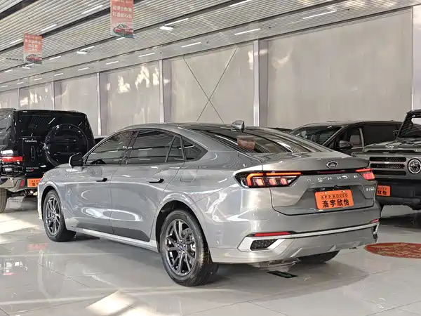 Ford Mondeo 2025