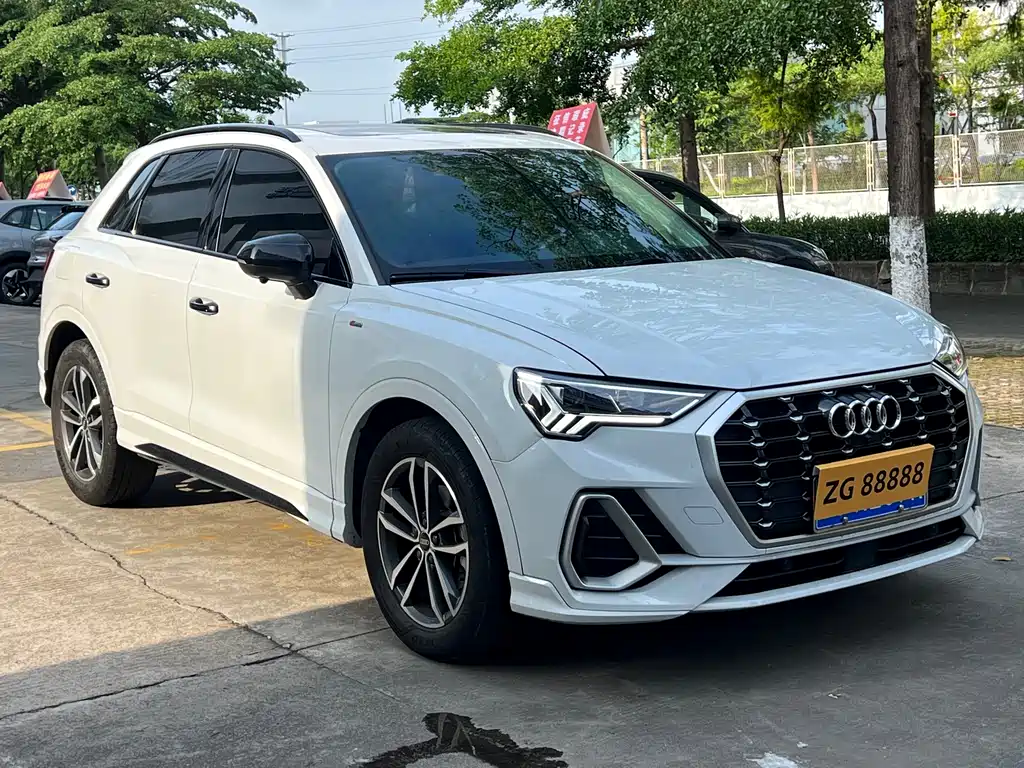 Audi Q3 2022