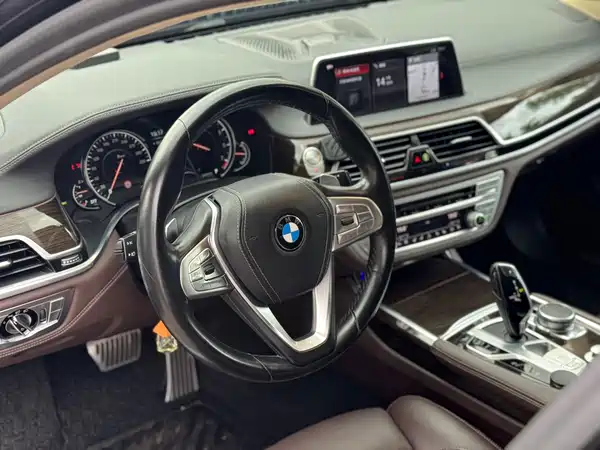 BMW 7 Series 2017