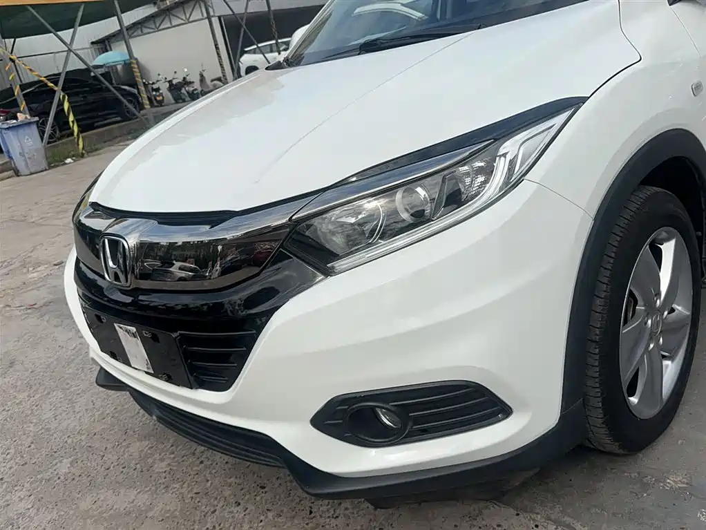 Honda Vezel 2022 — фото 3