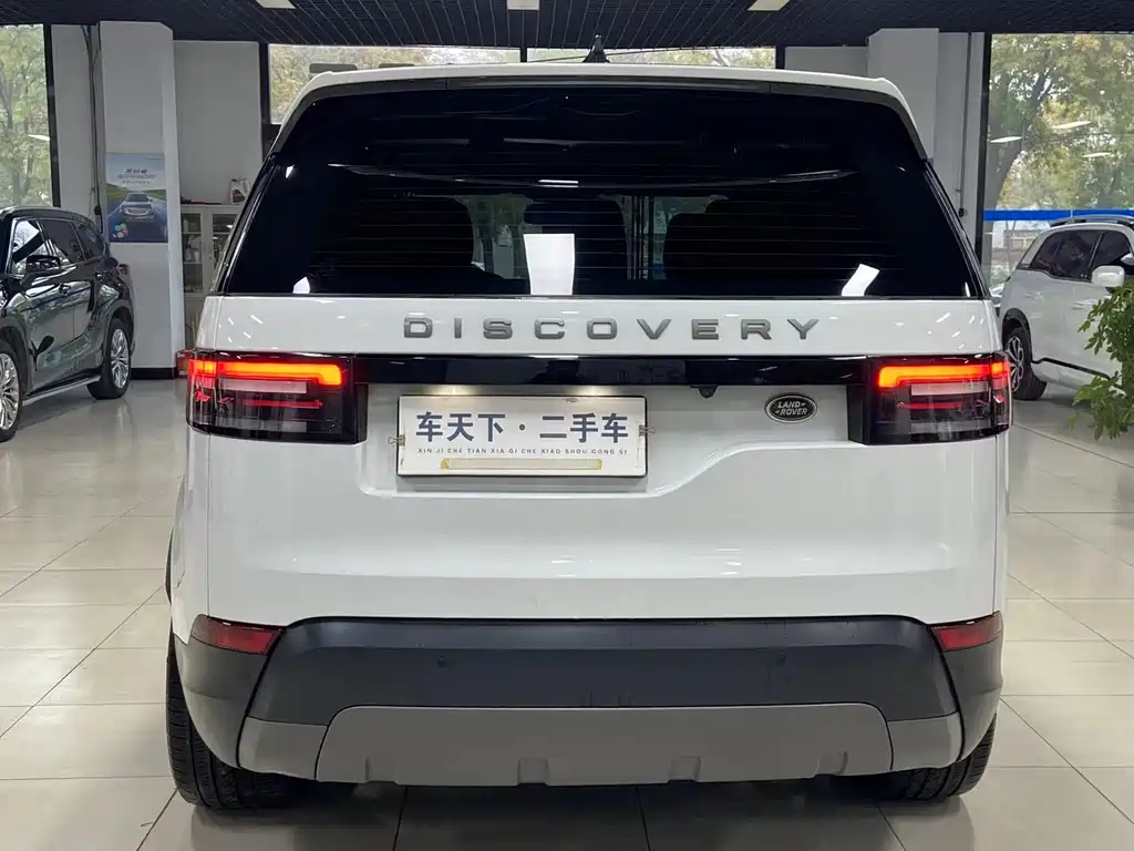 Land Rover Discovery 2018 — фото 5