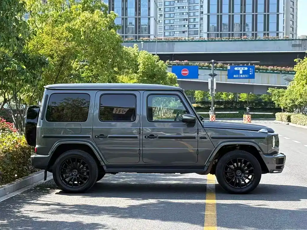 Mercedes-Benz G-Class 2024 — фото 4