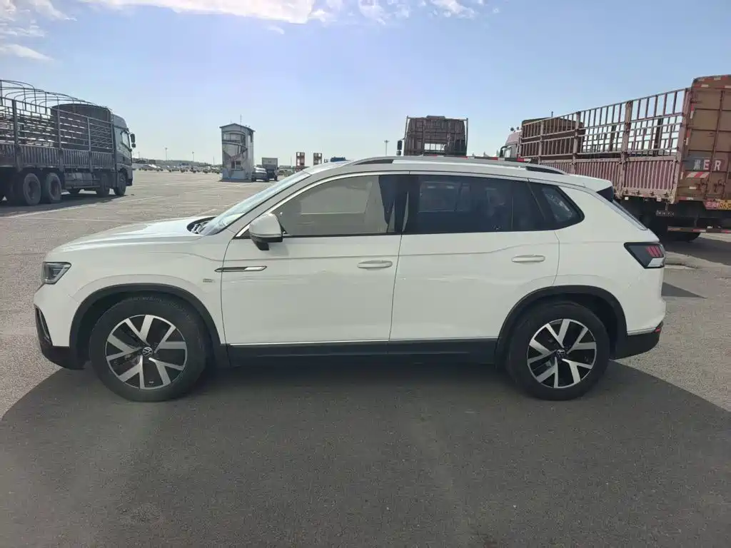Volkswagen Tayron 2023