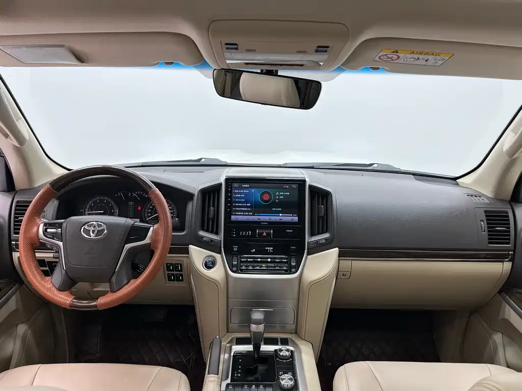 Toyota Land Cruiser 2019 — фото 4