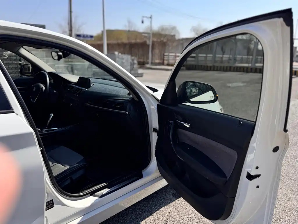 BMW 1 Series 2013 — фото 21