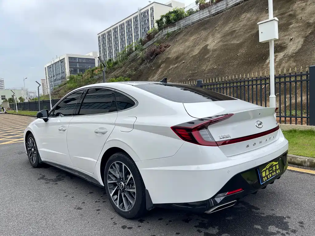 Hyundai Sonata 2021 — фото 9