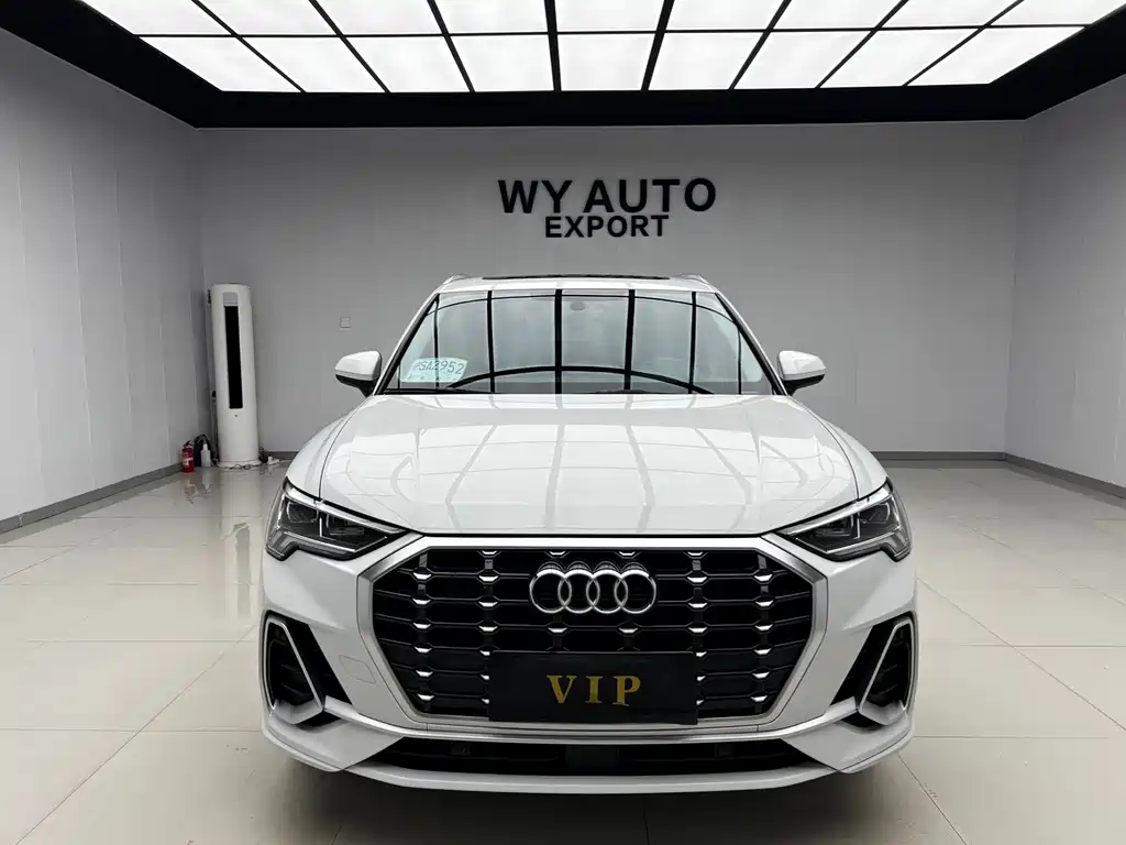 Audi Q3 2021