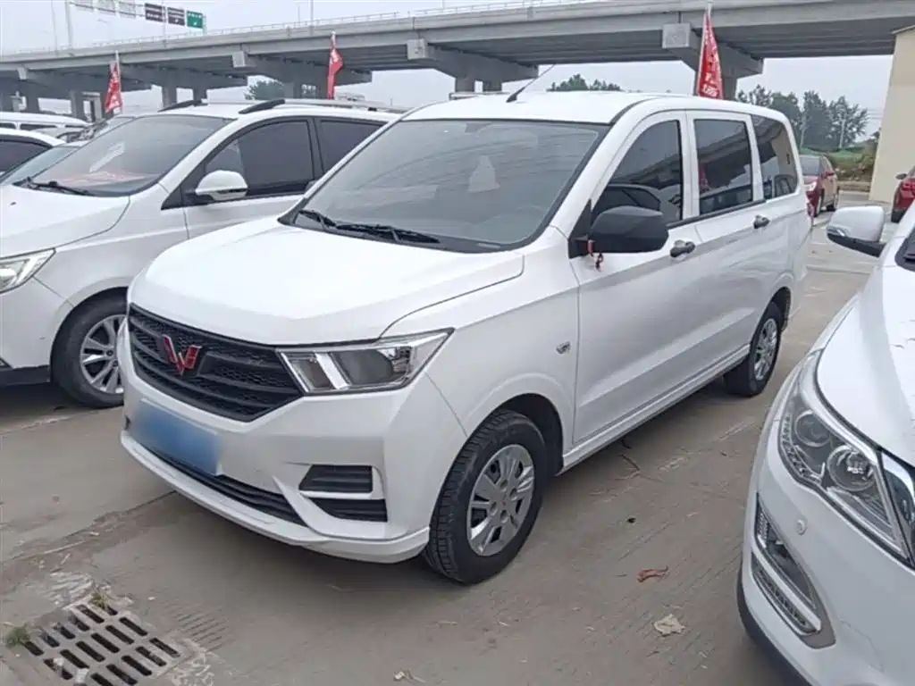 Wuling Hongguang 2024 — фото 2