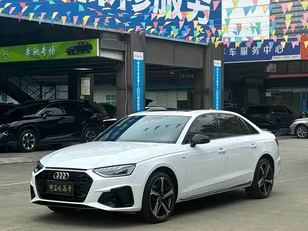 Audi A4L 2025