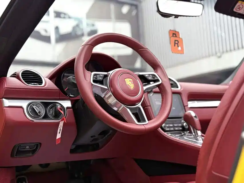 Porsche 718 2022 — фото 10