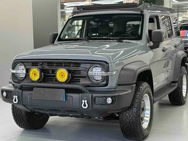 Tank 300 2022