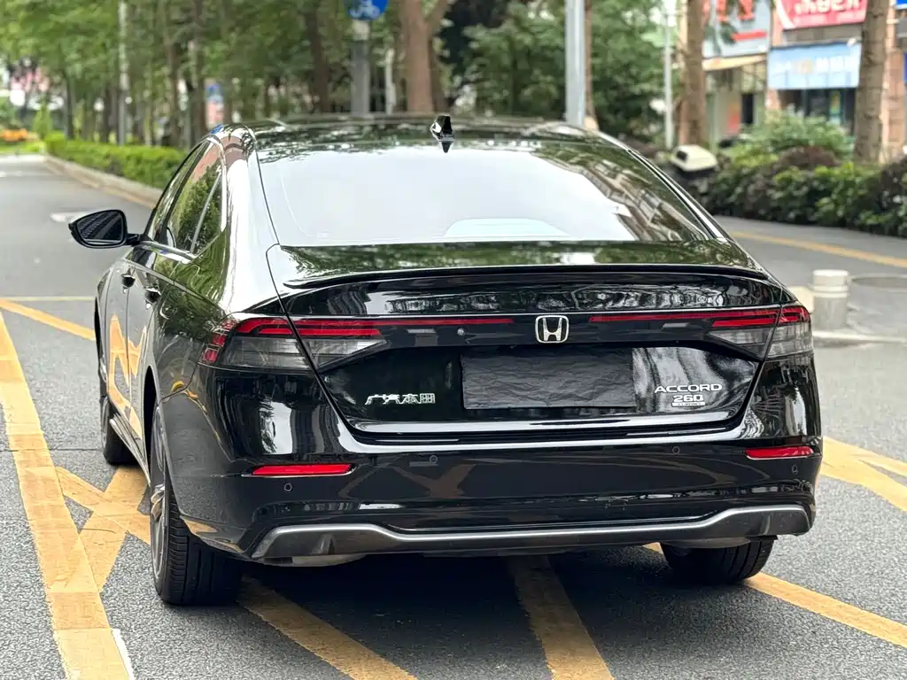 Honda Accord 2024 — фото 18