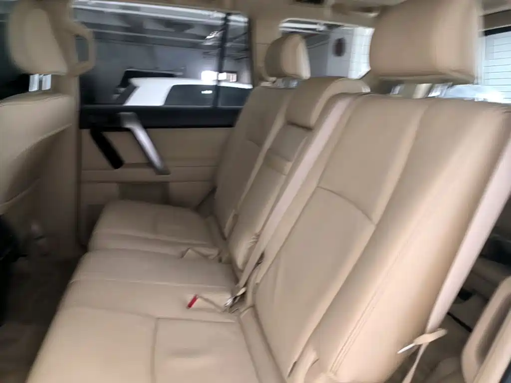 Toyota Prado 2015 — фото 17