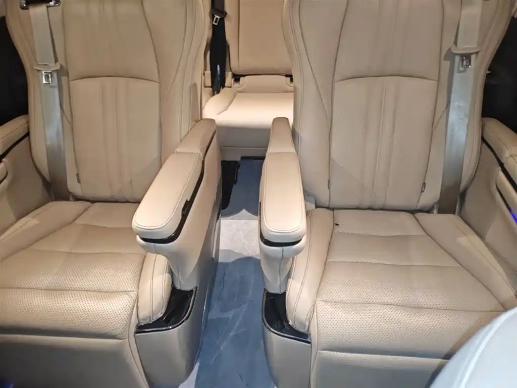 Mercedes-Benz Vito 2021 — фото 17