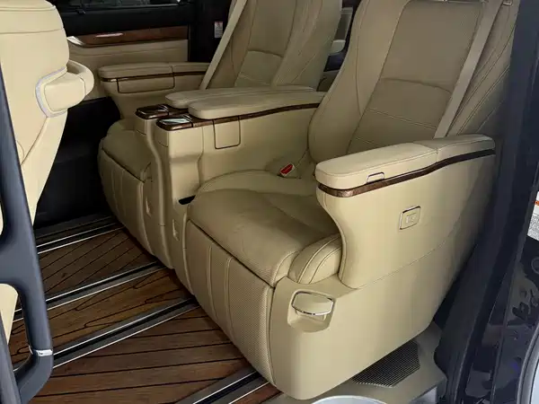 Toyota Alphard 2017