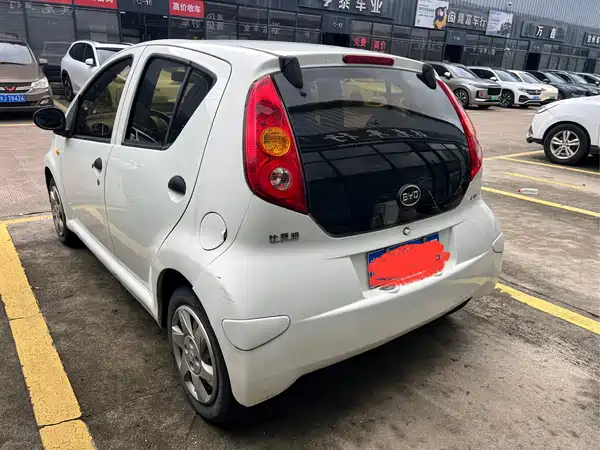 BYD F0 2016