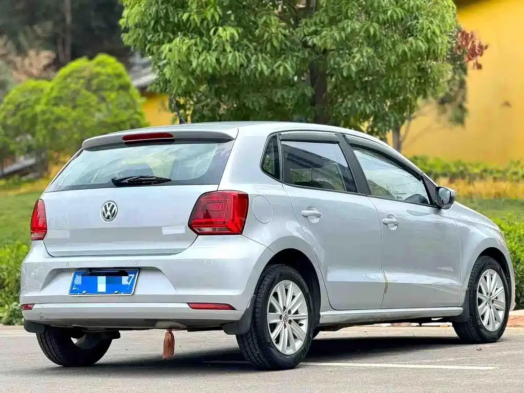 Volkswagen Polo 2015
