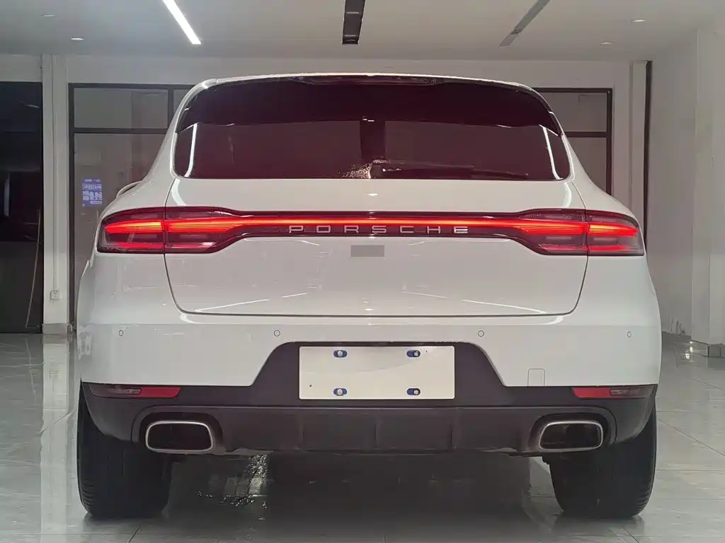 Porsche Macan 2021 — фото 8