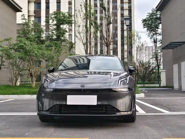 Lynk & Co 07 EM-P 2024