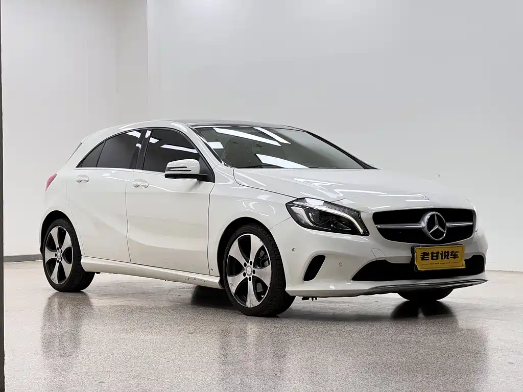 Mercedes-Benz A-Class 2017 — фото 3