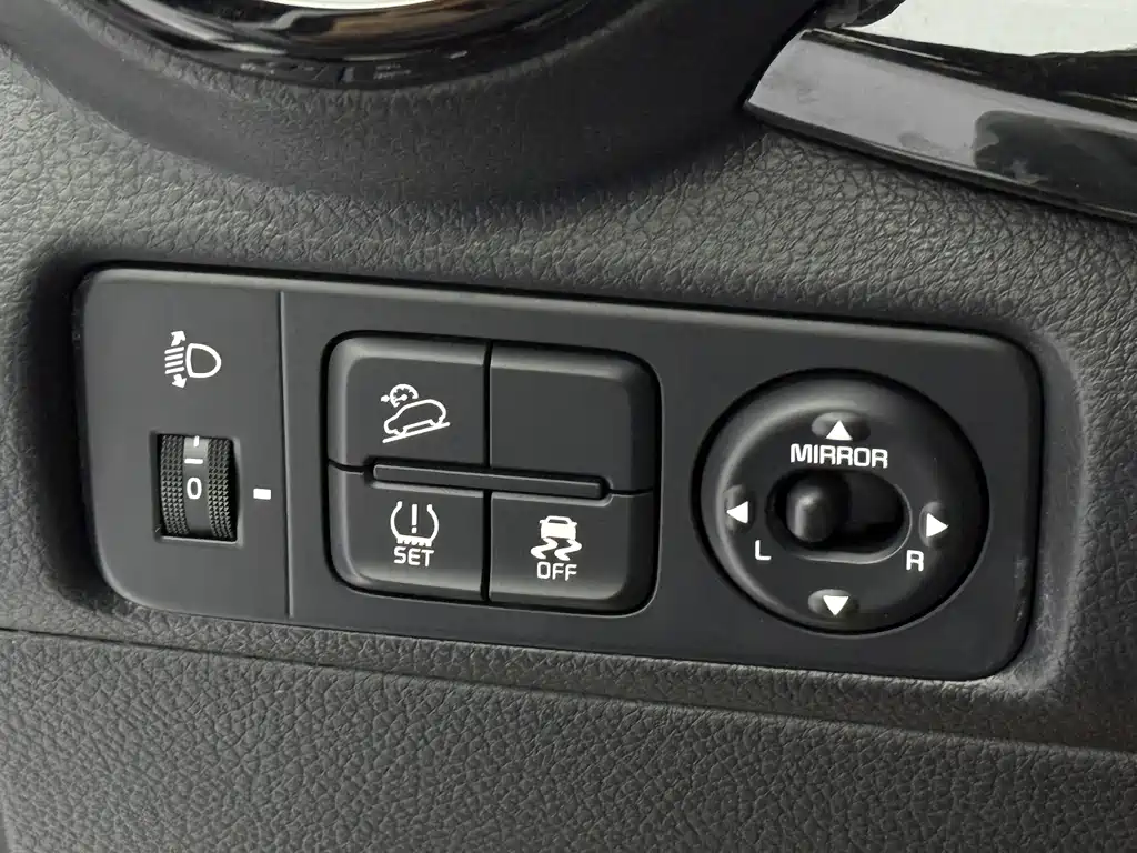 Kia KX1 2021 — фото 18