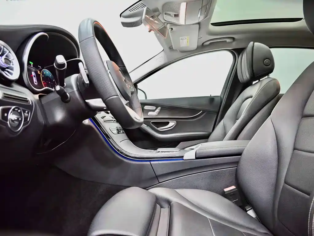 Mercedes-Benz C-Class 2020 — фото 13