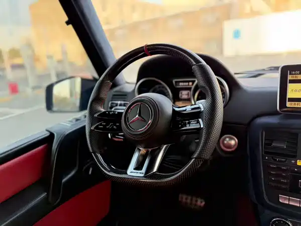 Mercedes-Benz G-Class 2013